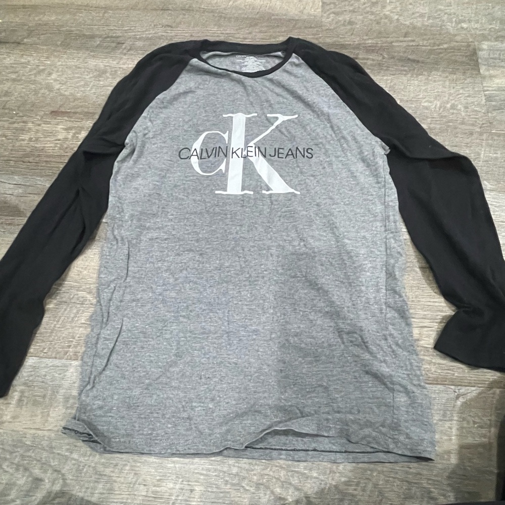 Calvin Klein Gray and Black Long Sleeve Tee